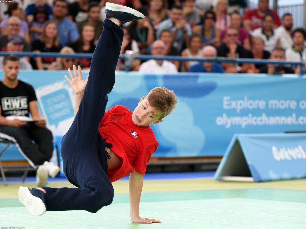 យុទ្ធសាស្ត្រនៅក្នុងកីឡាស្លុត: ការអភិវឌ្ឍន៍ជំនាញឌែនស